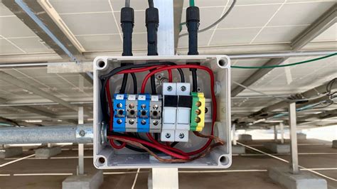 rv roof solar junction box|Finding a Solar Roof Top Combiner Box For Your RV (4 Options).